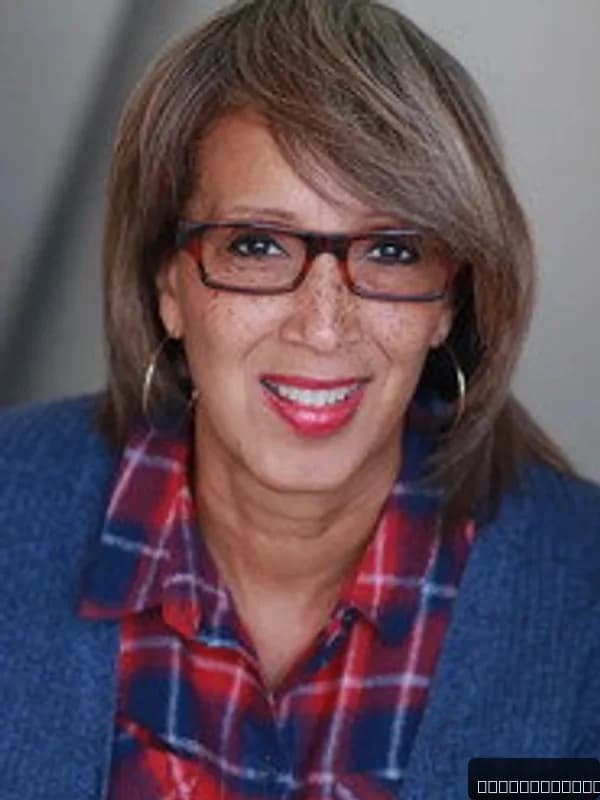 Lynne Burnett