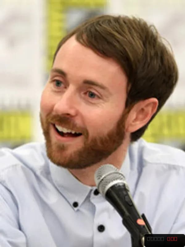 Aaron Ruell