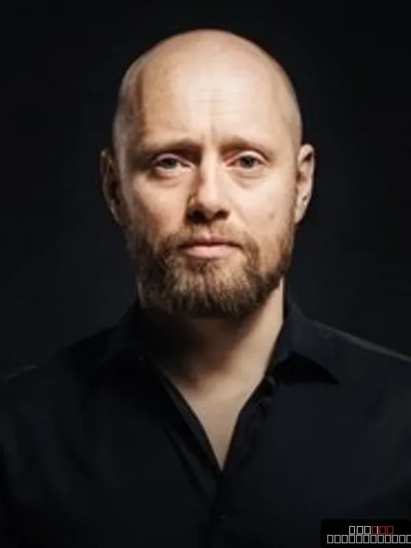 Aksel Hennie