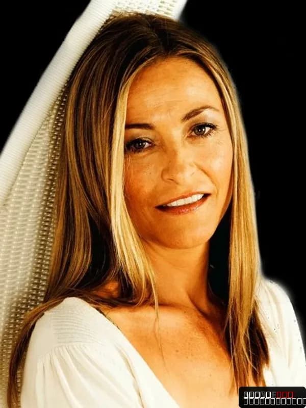 Amanda Donohoe