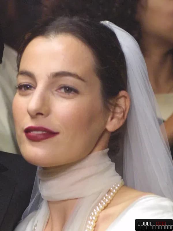 Ayelet Zurer