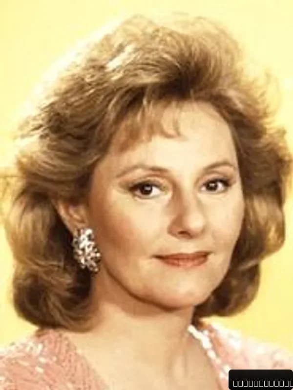 Carlin Glynn