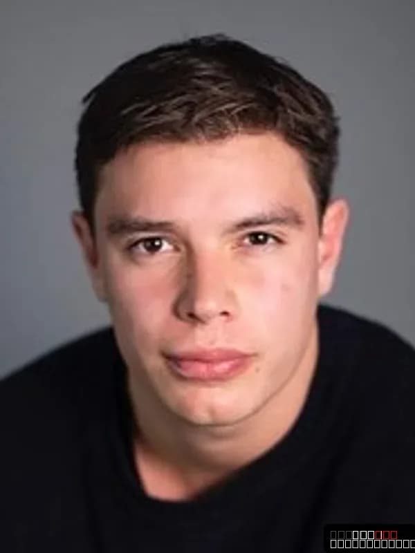Carlos Sanson Jr.