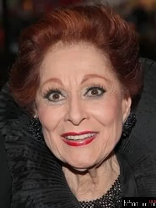 Carol Lawrence