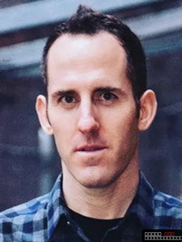 Chuck Comeau