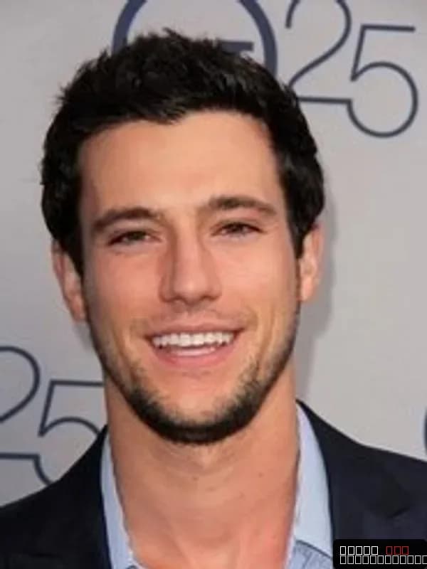 Drew Roy