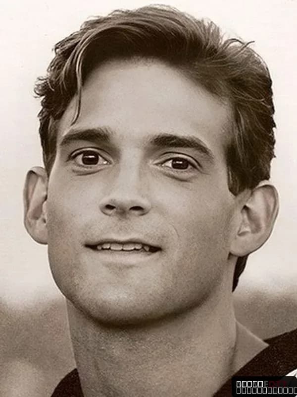 Dwier Brown