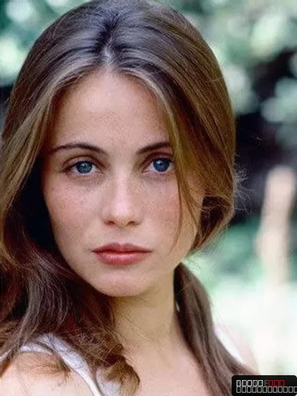 Emmanuelle Béart