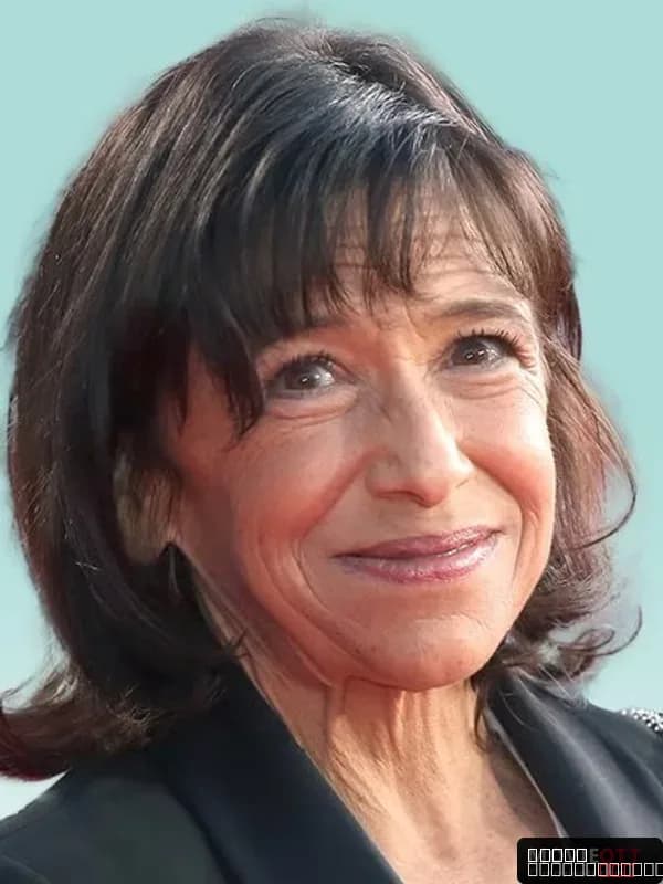 Kathryn Hunter