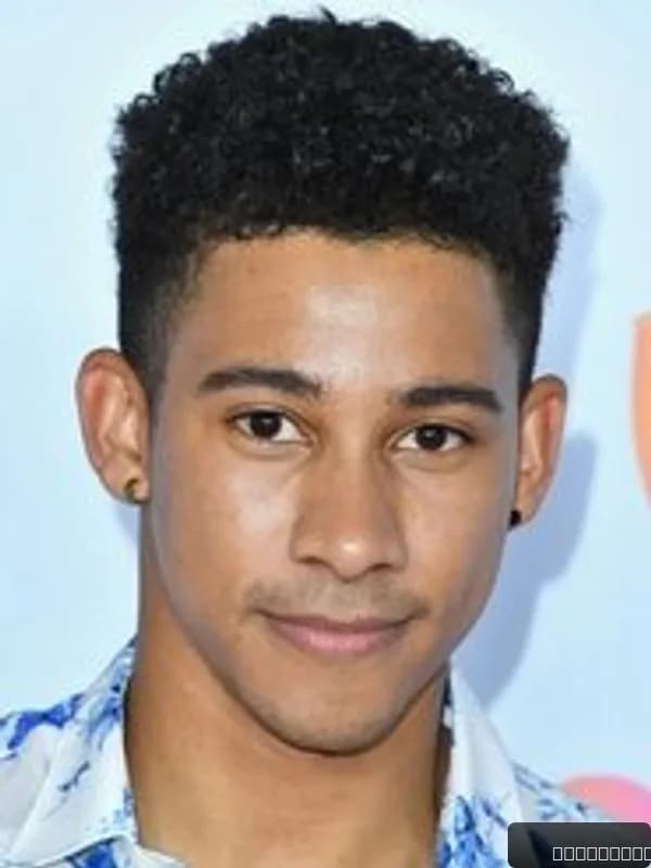 Keiynan Lonsdale