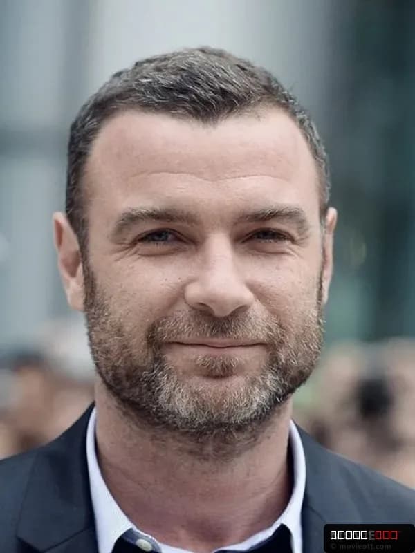 Liev Schreiber
