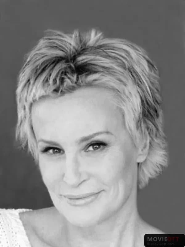 Lisa Hart Carroll