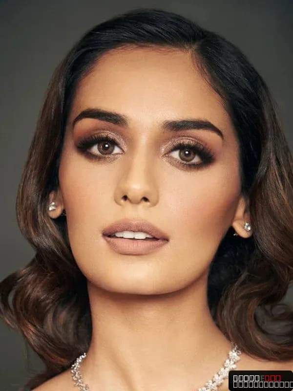 Manushi Chhillar