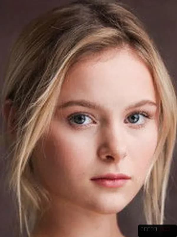 Mia Jenkins