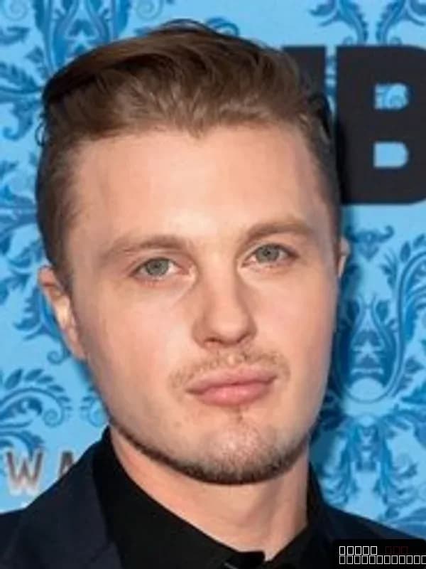 Michael Pitt