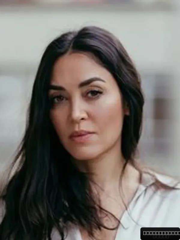 Mona Pirzad