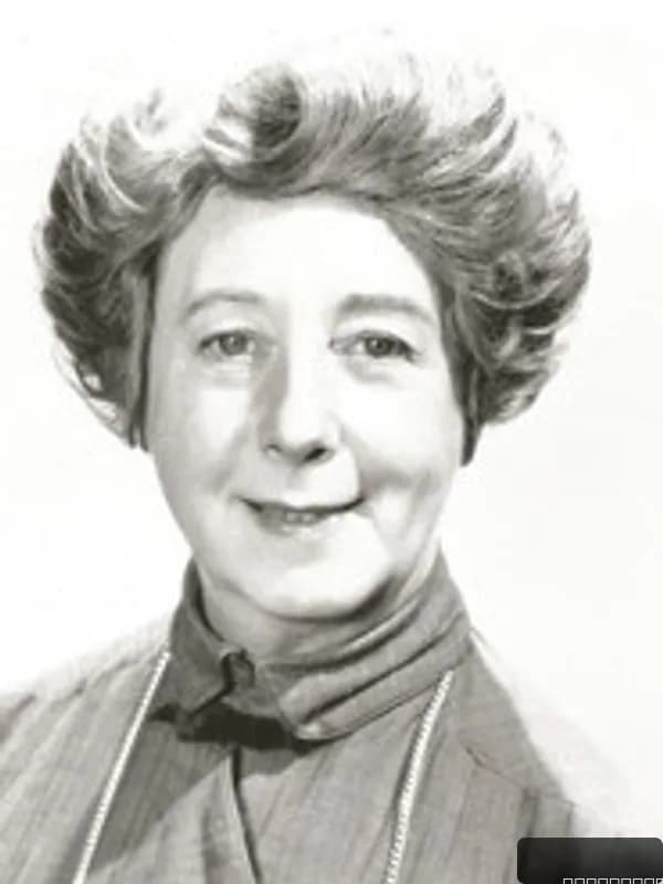 Mona Washbourne