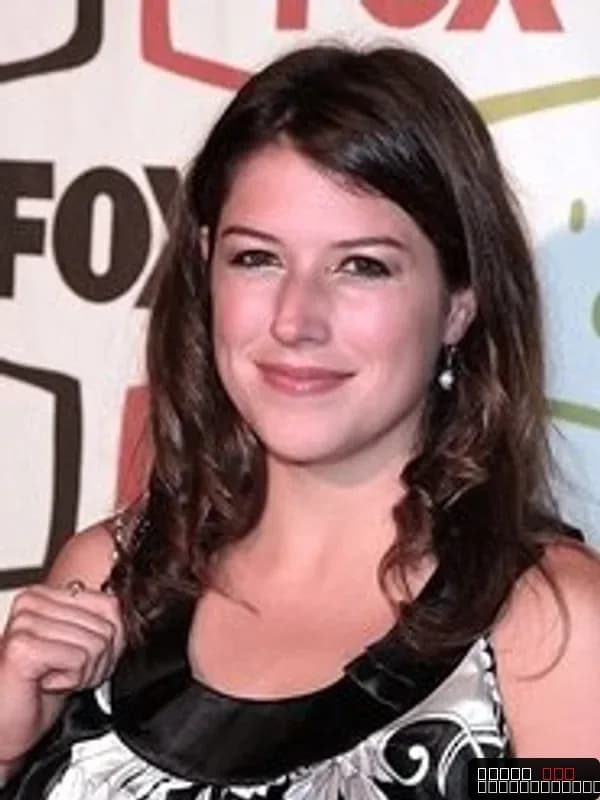 Nicole Parker