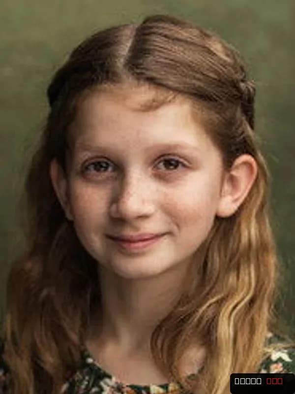 Olivia Lynes