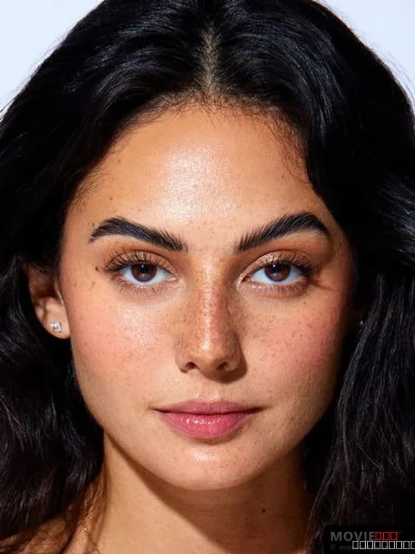 Pardis Saremi