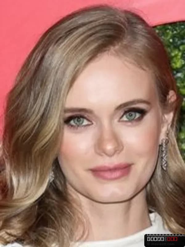Sara Paxton