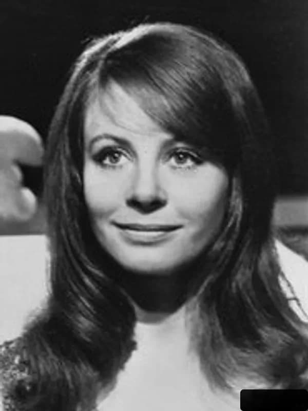 Sarah Miles