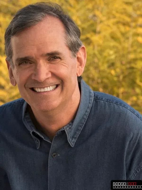 Sean O. Strub