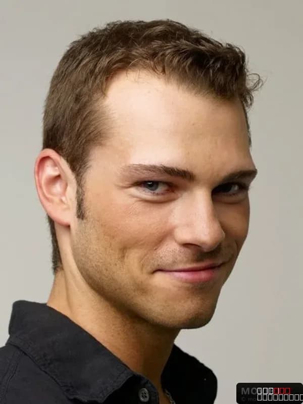 Shawn Roberts