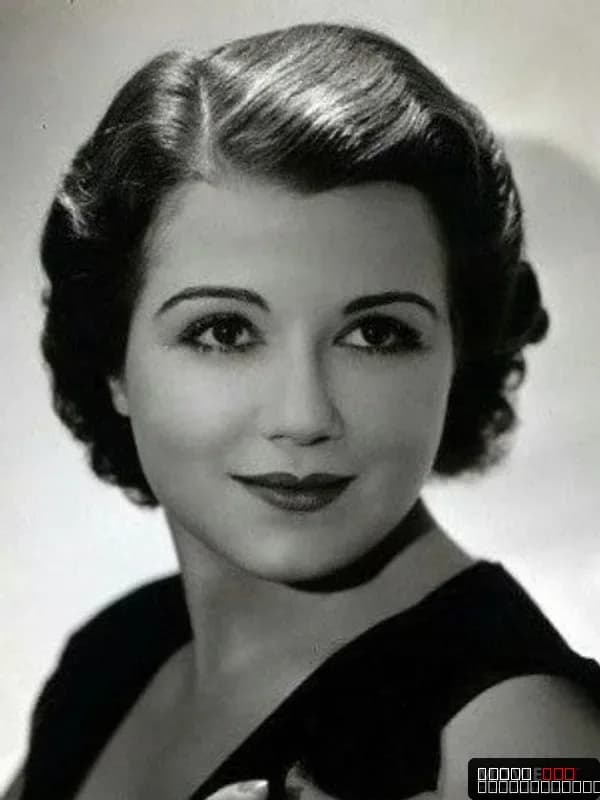 Sidney Fox