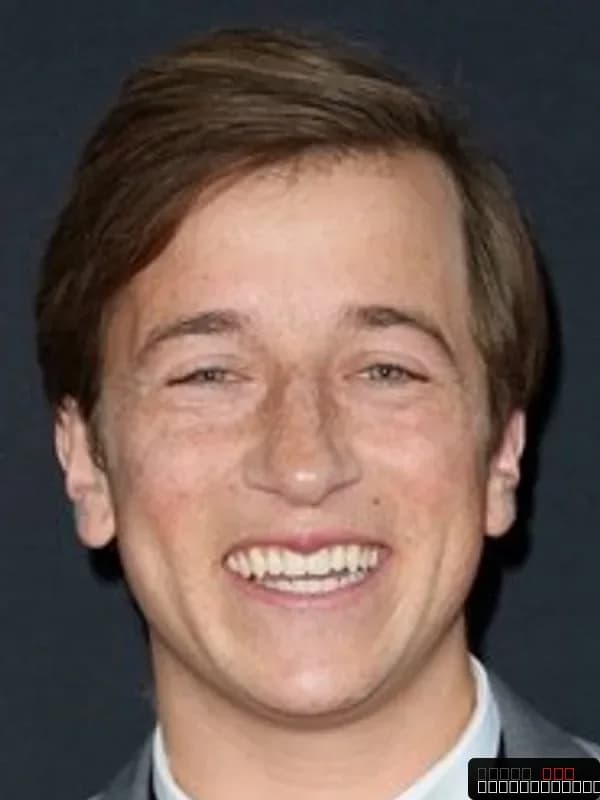 Skyler Gisondo
