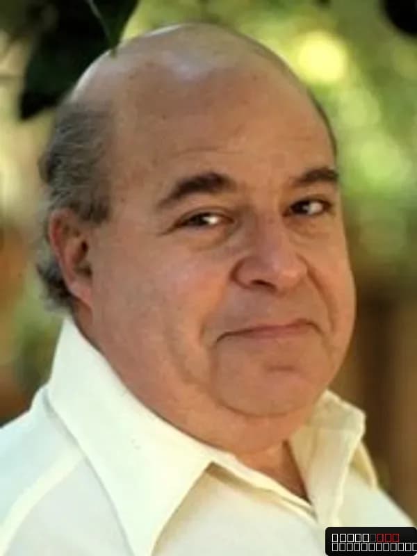Sorrell Booke