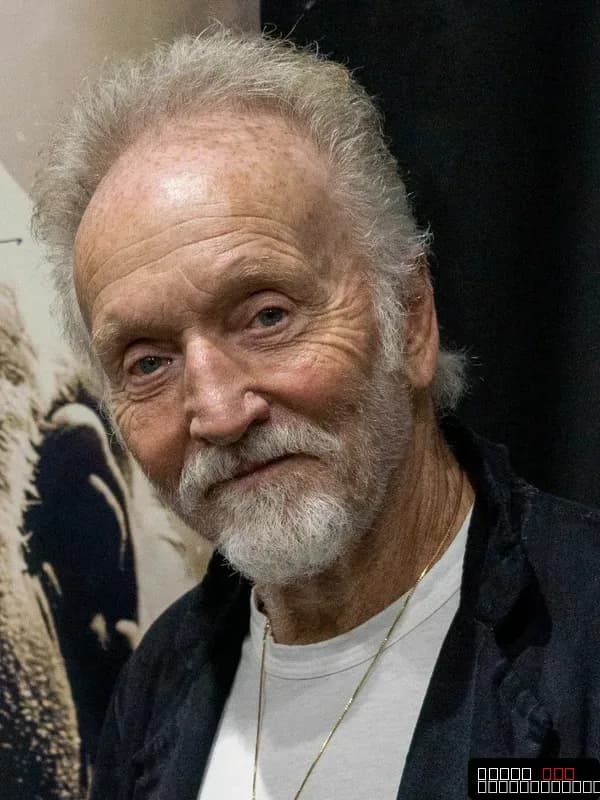 Tobin Bell