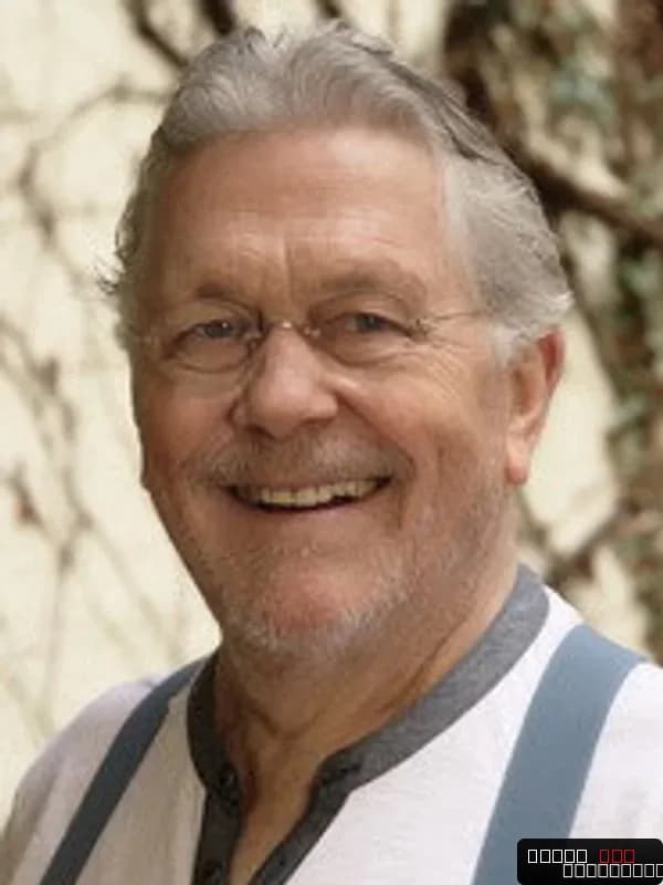 Tommi Piper