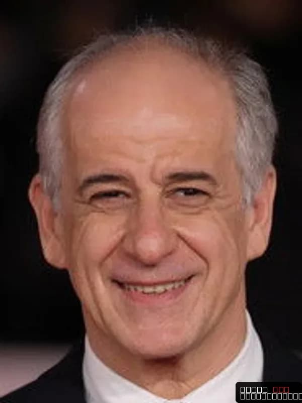 Toni Servillo
