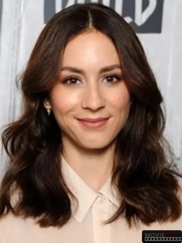 Troian Bellisario