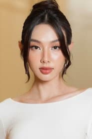 Nguyễn Thúc Thùy Tiên