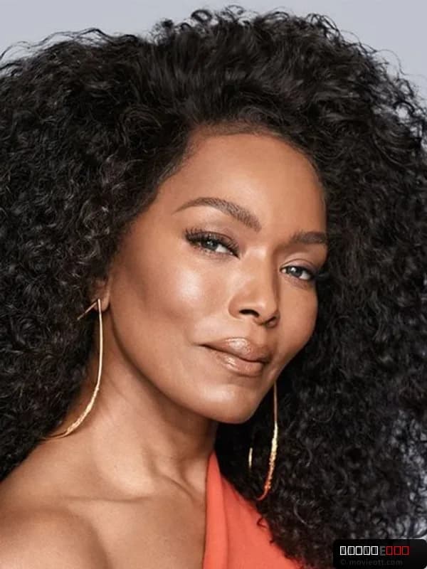 Angela Bassett