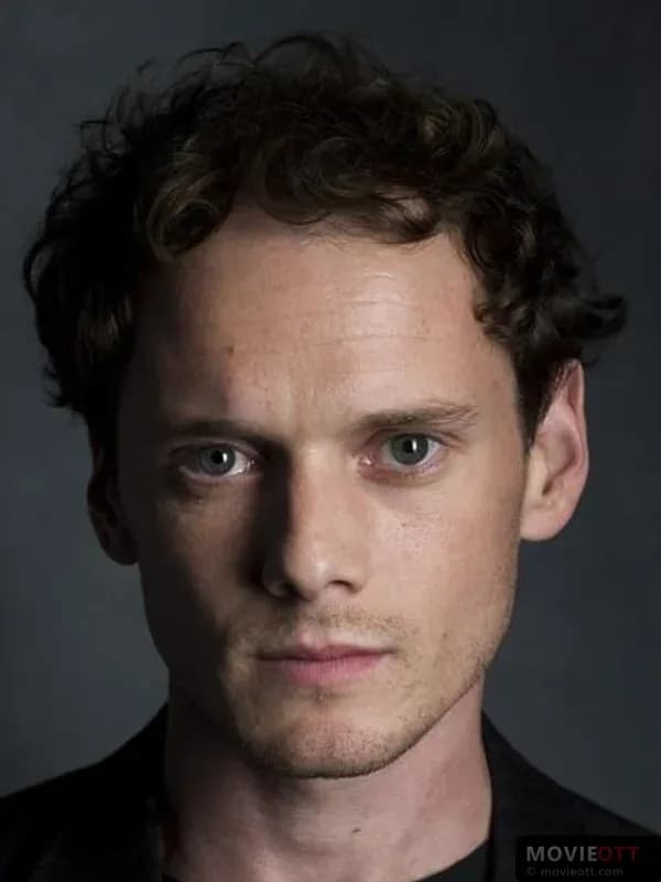 Anton Yelchin