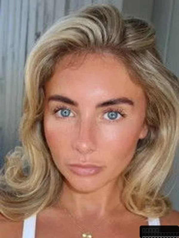 Bonnie Blue