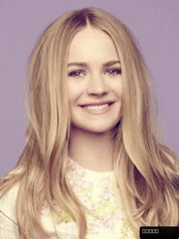 Britt Robertson