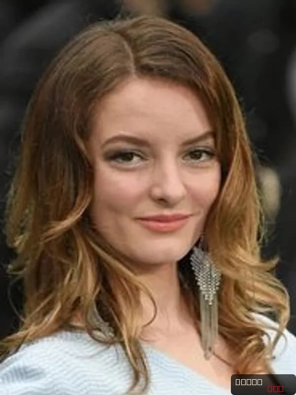 Dakota Blue Richards