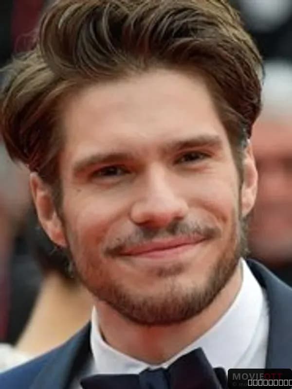François Civil