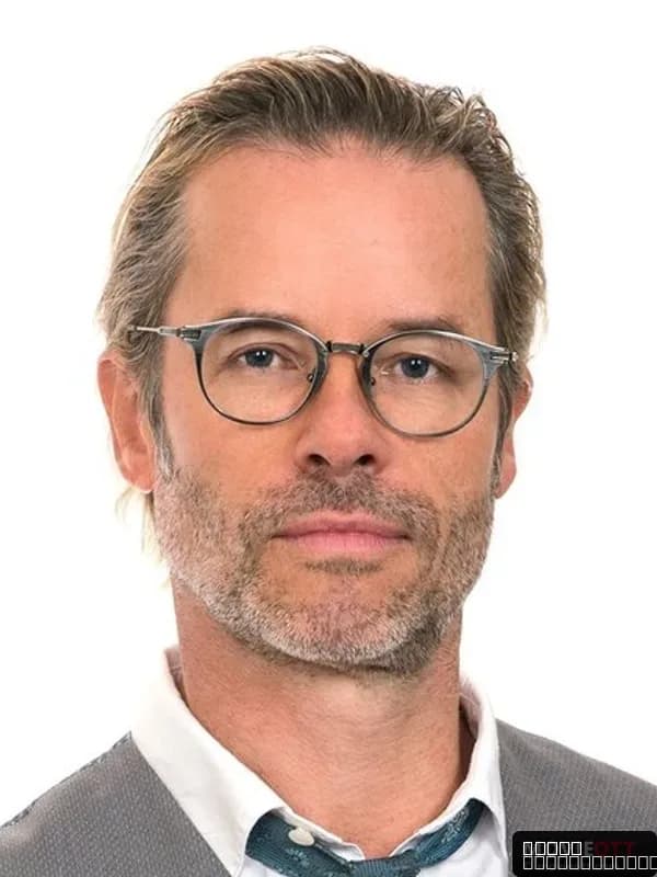 Guy Pearce