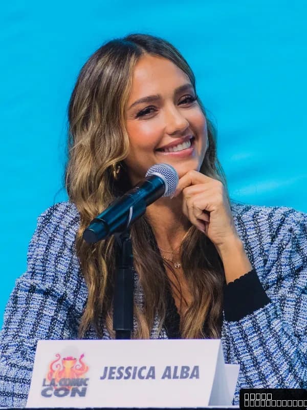 Jessica Alba