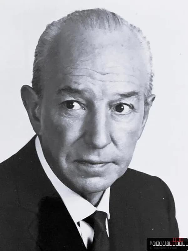 Lloyd Nolan