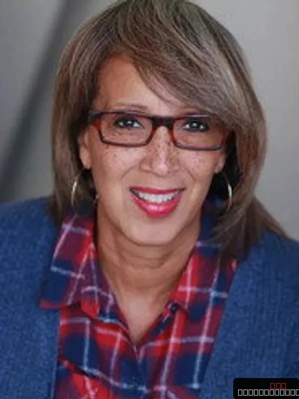 Lynne Burnett