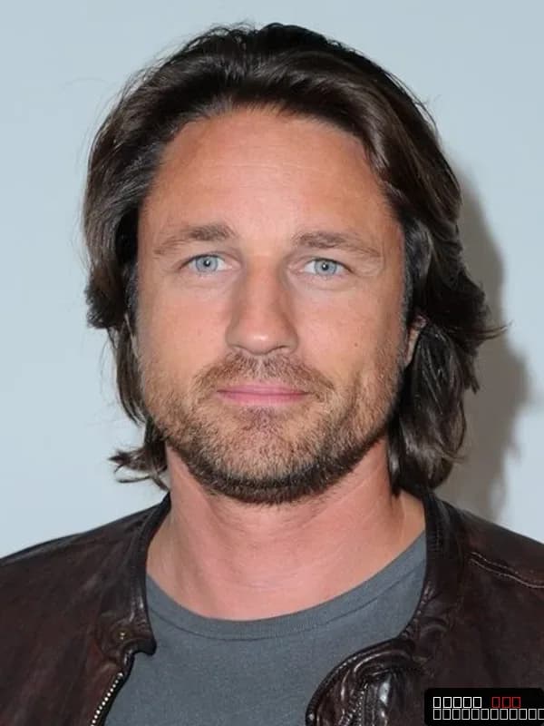 Martin Henderson