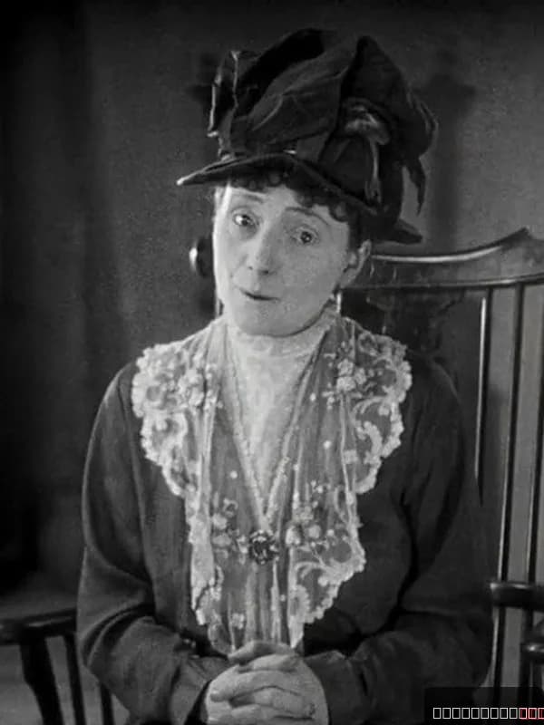 Maud Gill