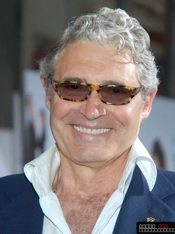 Michael Nouri