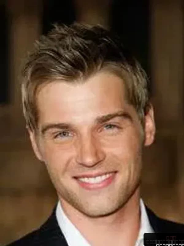 Mike Vogel